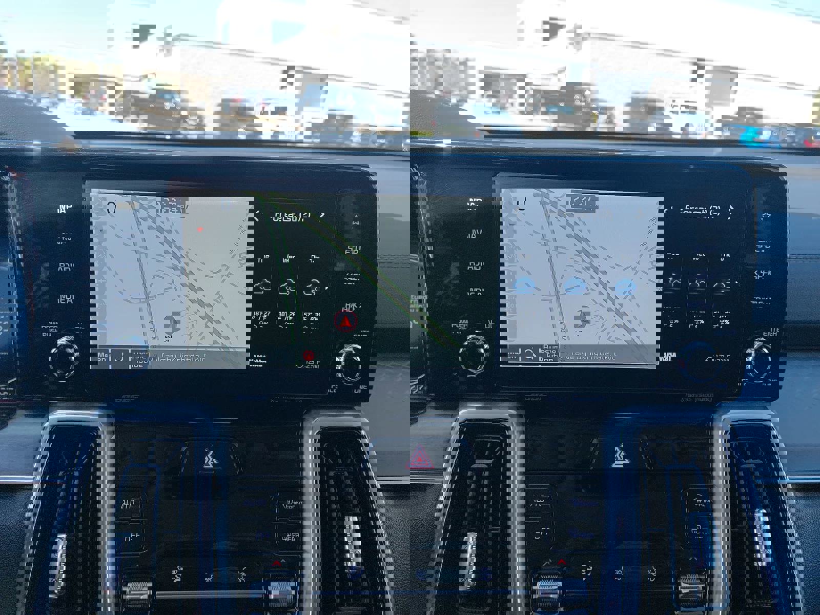 Used 2023 Kia Sorento SX image 23