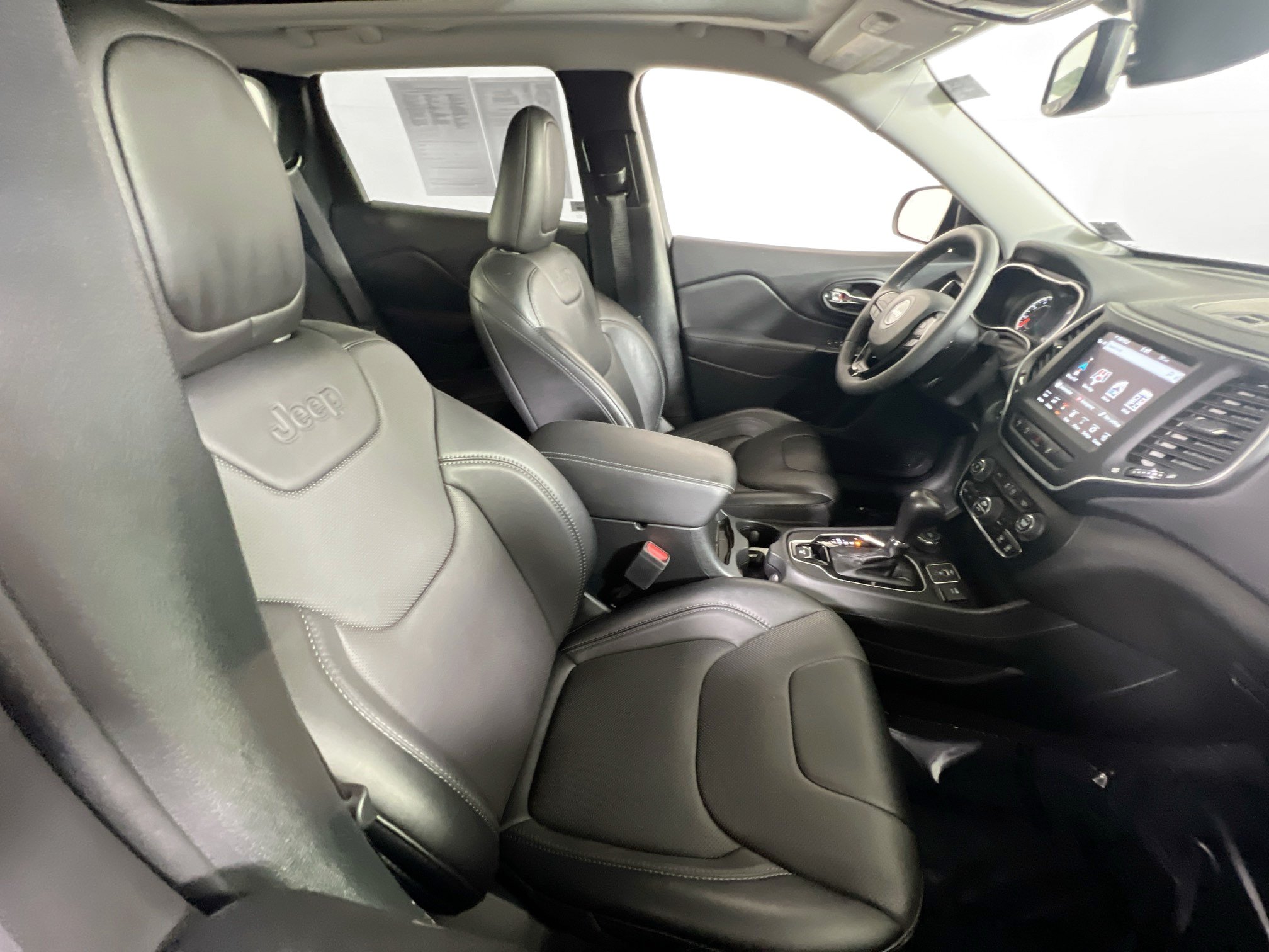 Used 2023 Jeep Cherokee Altitude Lux w/ Lux Elite Package AWD/4WD image 28