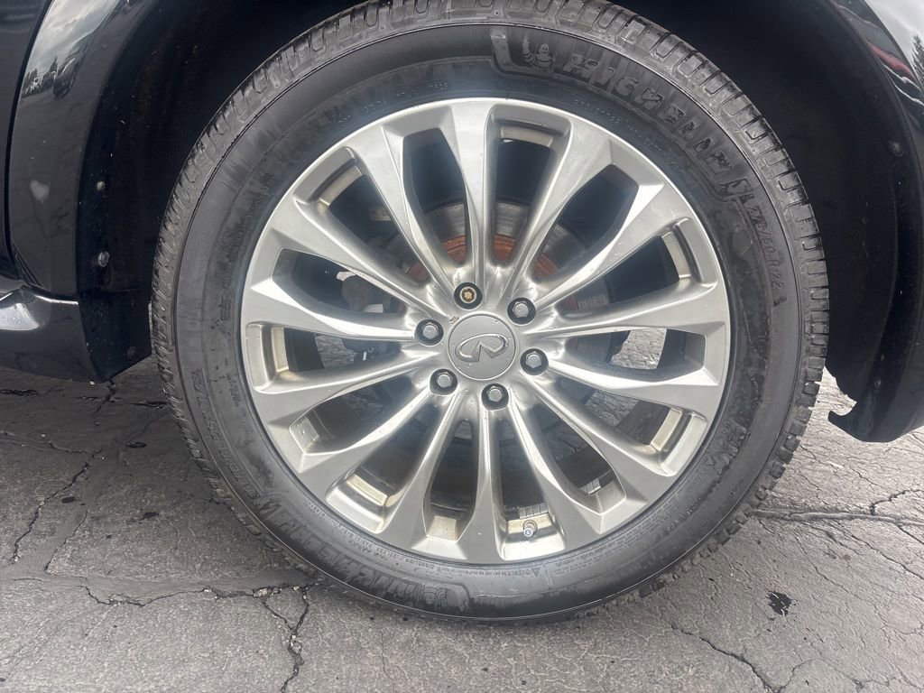 Used 2015 INFINITI QX80 4WD image 9