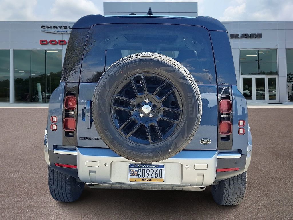 Used 2022 Land Rover Defender 110 S AWD/4WD image 5