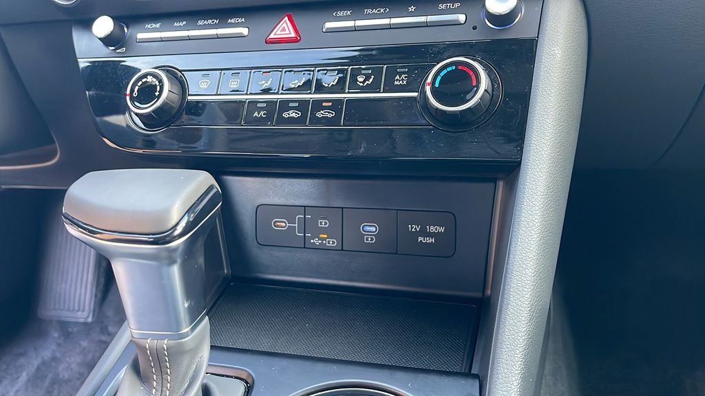 Certified 2025 Hyundai Sonata SE image 22