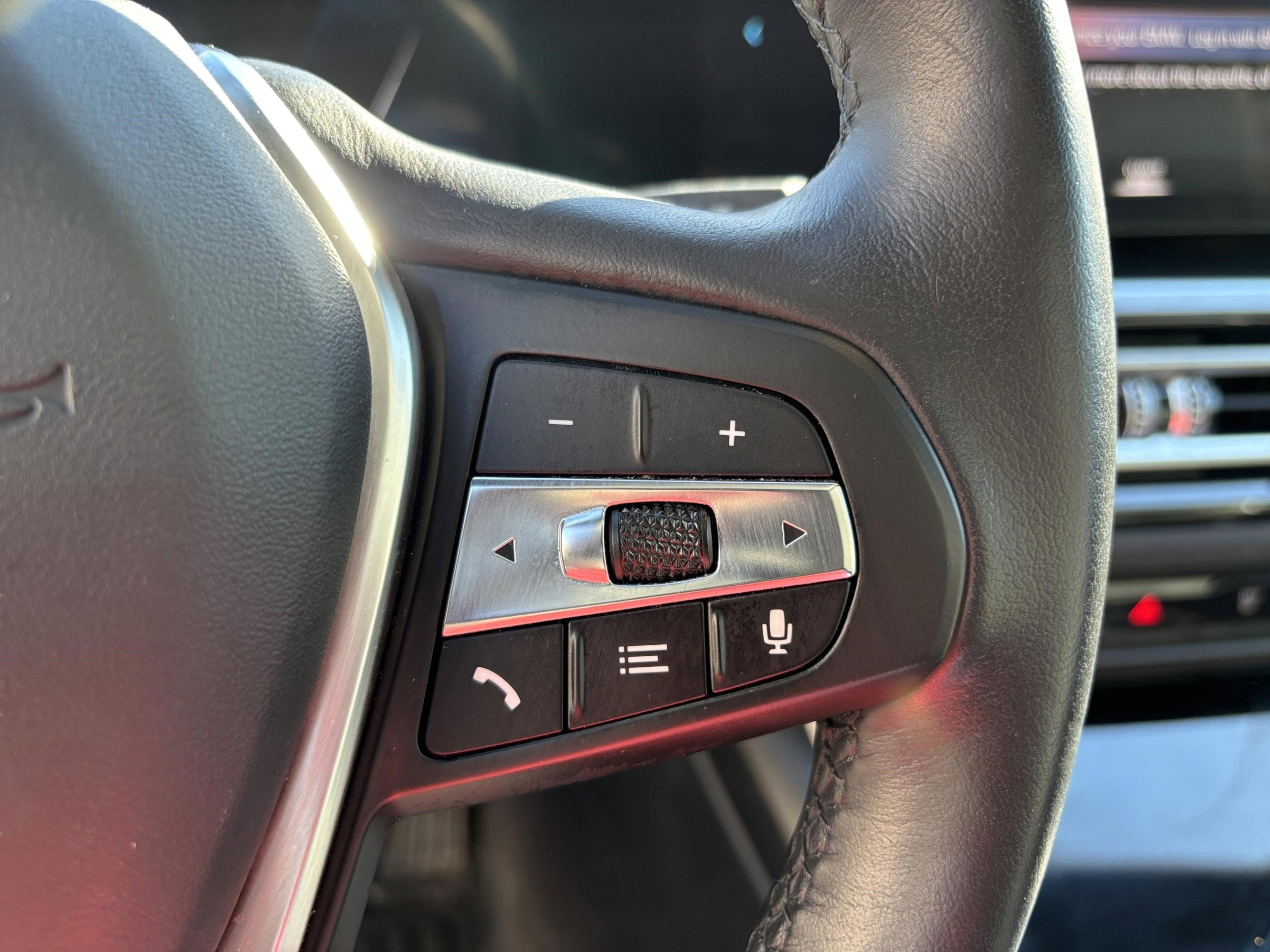 Used 2023 BMW i4 eDrive40 w/ Premium Package image 10