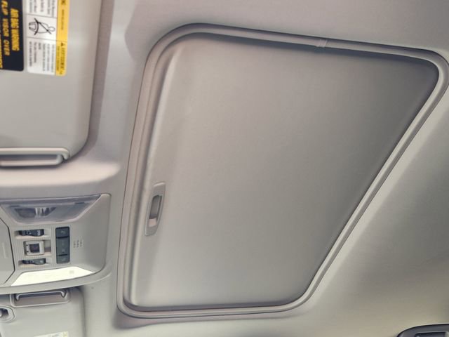 Used 2025 Toyota RAV4 XLE Premium image 19