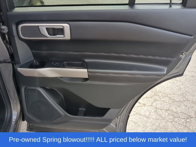 Used 2023 Ford Explorer XLT RWD image 40