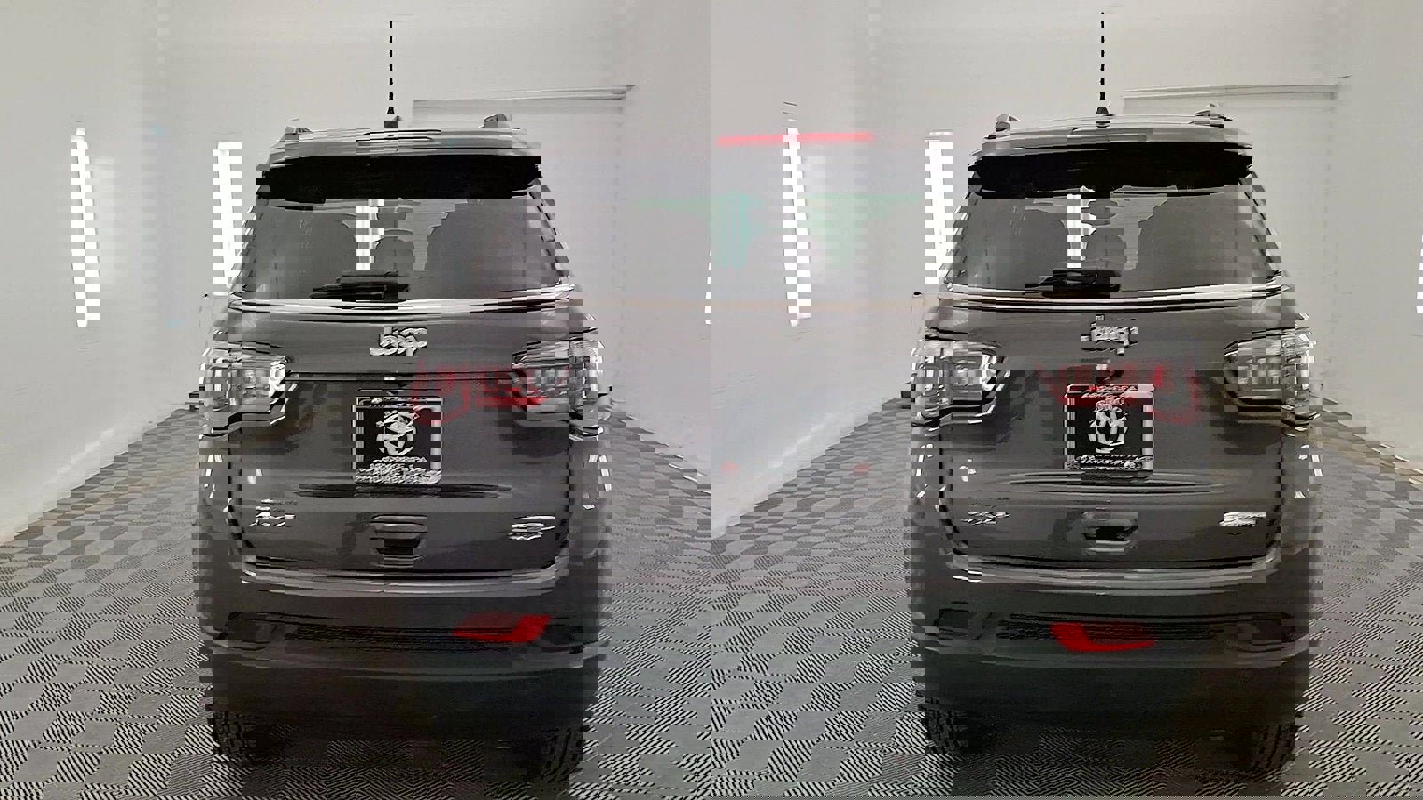 Used 2020 Jeep Compass Latitude w/ Cold Weather Group image 3