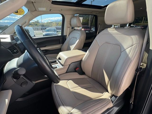 Used 2024 Ford Expedition Limited image 32