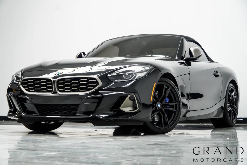 Used 2024 BMW Z4 M40i w/ Premium Package RWD image 2