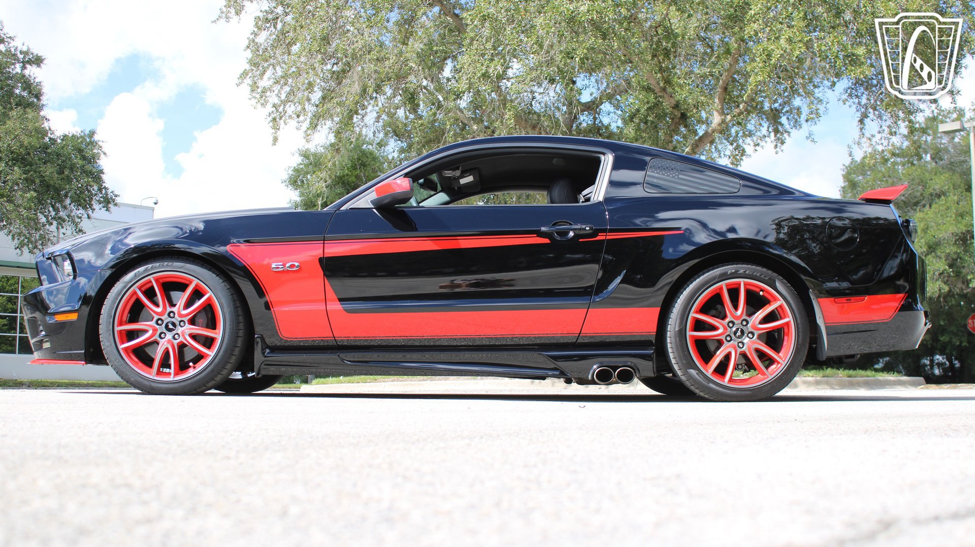 Used 2013 Ford Mustang GT Premium w/ Brembo Brake Pkg RWD image 8