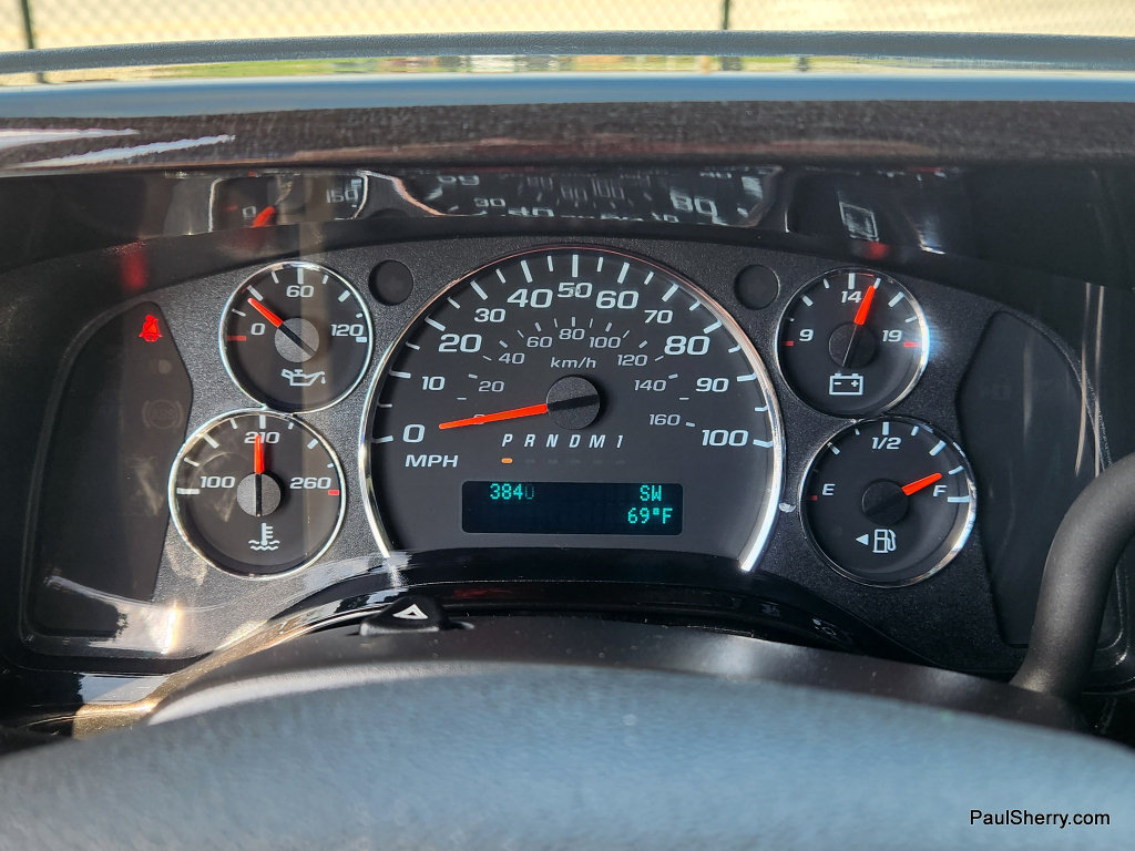 Used 2023 GMC Savana 2500 Extended RWD image 42