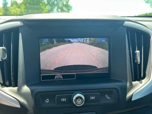 Used 2024 GMC Terrain SLE w/ Driver Convenience Package AWD/4WD image 9