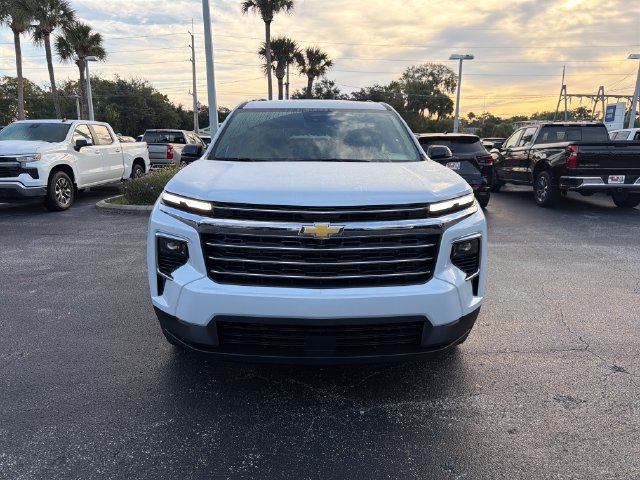 New 2027 Chevrolet Traverse LT w/ Driver Confidence Package FWD image 16