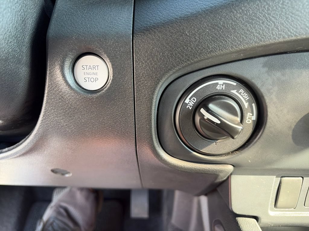 Used 2022 Nissan Frontier S w/ Technology Package AWD/4WD image 34