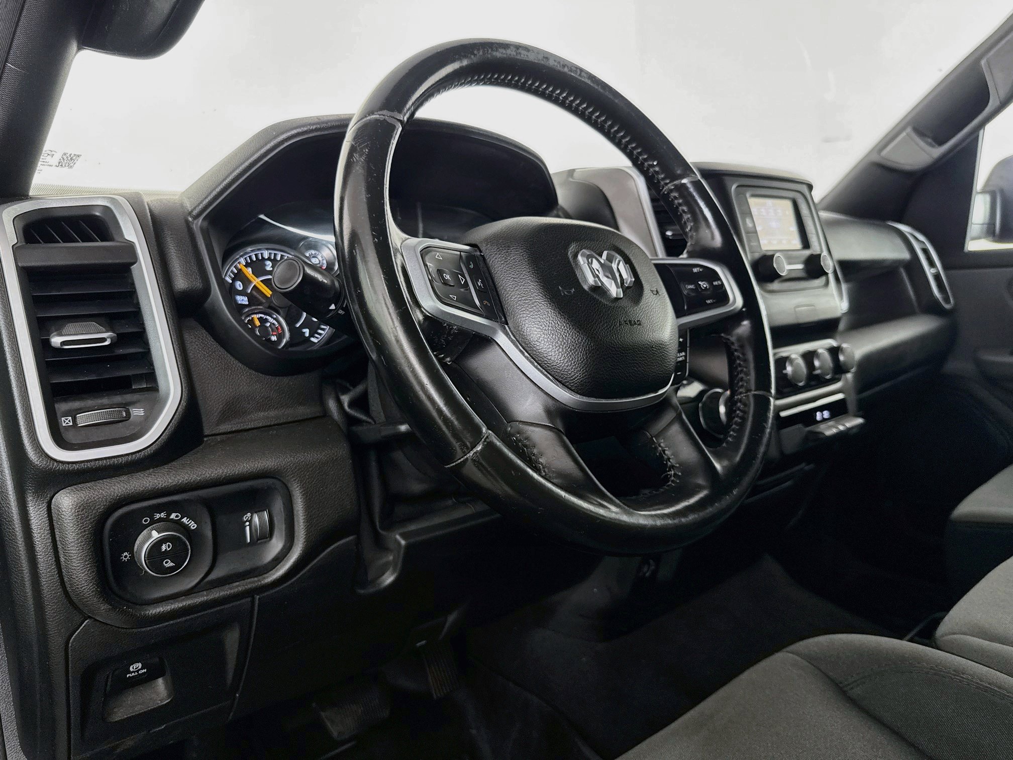 Used 2021 RAM 1500 Big Horn RWD image 21