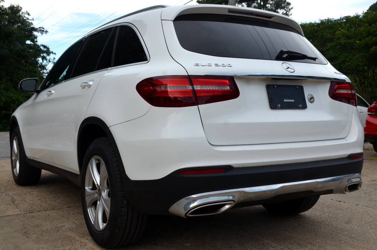 Used 2018 Mercedes-Benz GLC 300 4MATIC image 7