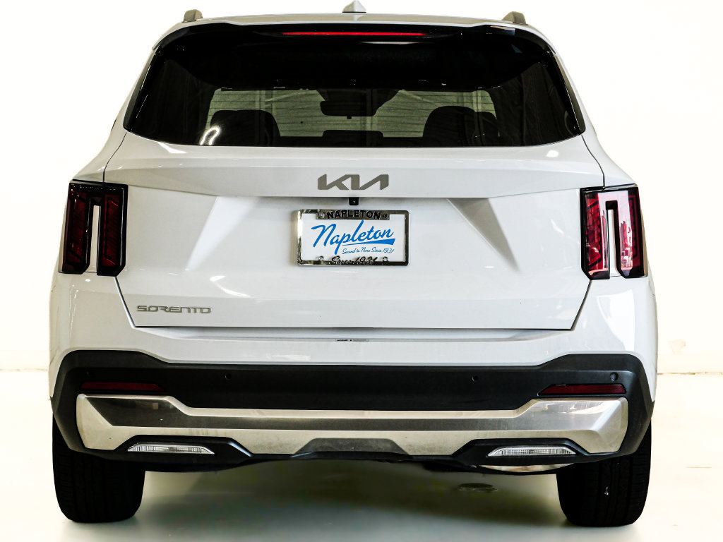 Used 2024 Kia Sorento S FWD image 7