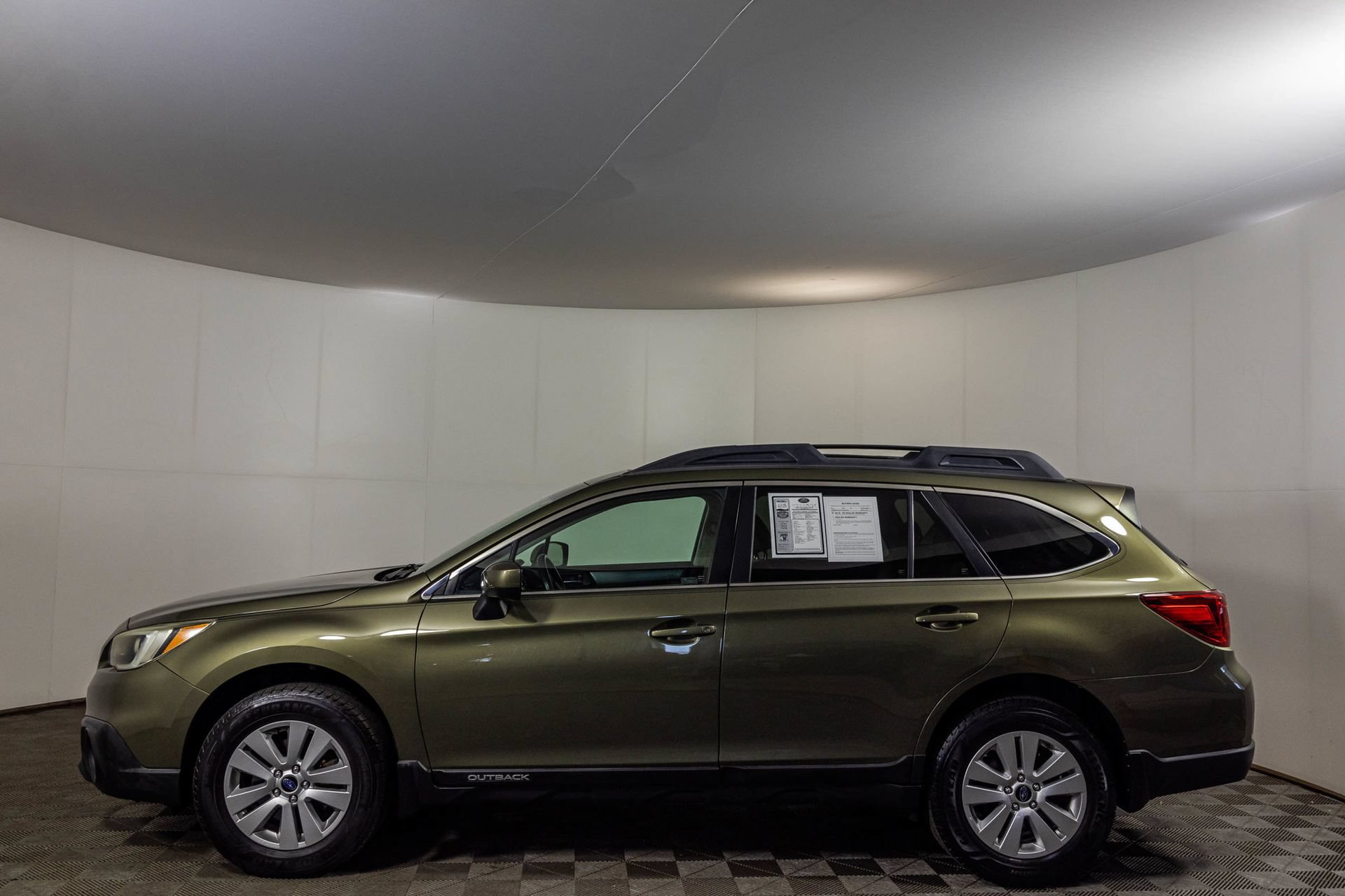 Used 2015 Subaru Outback 2.5i Premium w/ Popular Package #3 AWD/4WD image 23