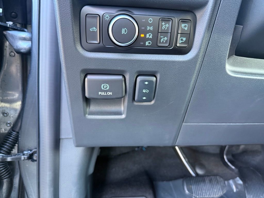 New 2025 Ford F150 Platinum w/ FX4 Off-Road Package image 9