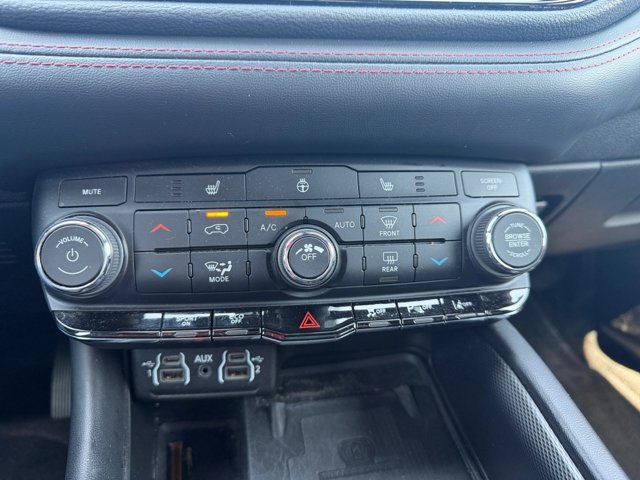 Used 2021 Dodge Durango R/T w/ Technology Group AWD/4WD image 11