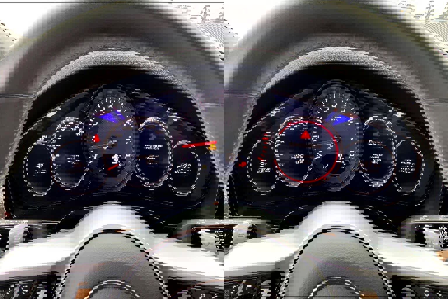 Used 2021 Porsche Cayenne image 23