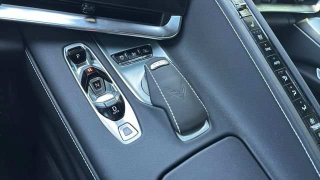 Used 2024 Chevrolet Corvette Stingray Preferred Cpe w/ Battery Protection Package RWD image 27