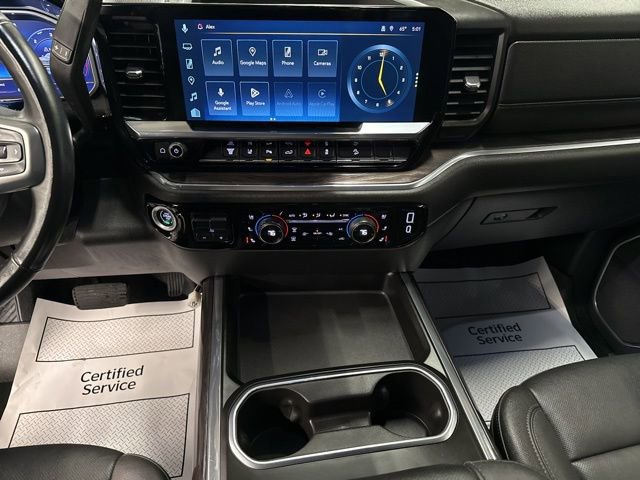 Used 2024 Chevrolet Silverado 2500 LTZ w/ LTZ Convenience Package image 18