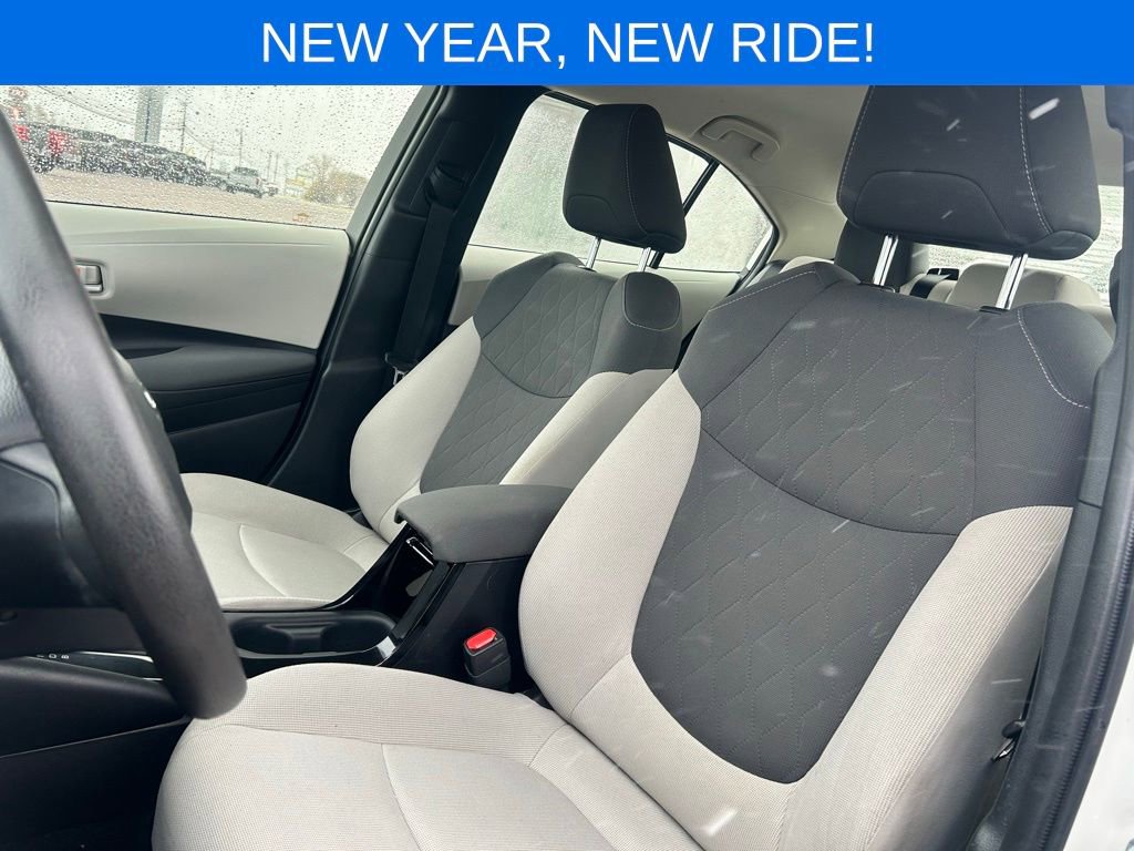 Used 2020 Toyota Corolla LE image 15