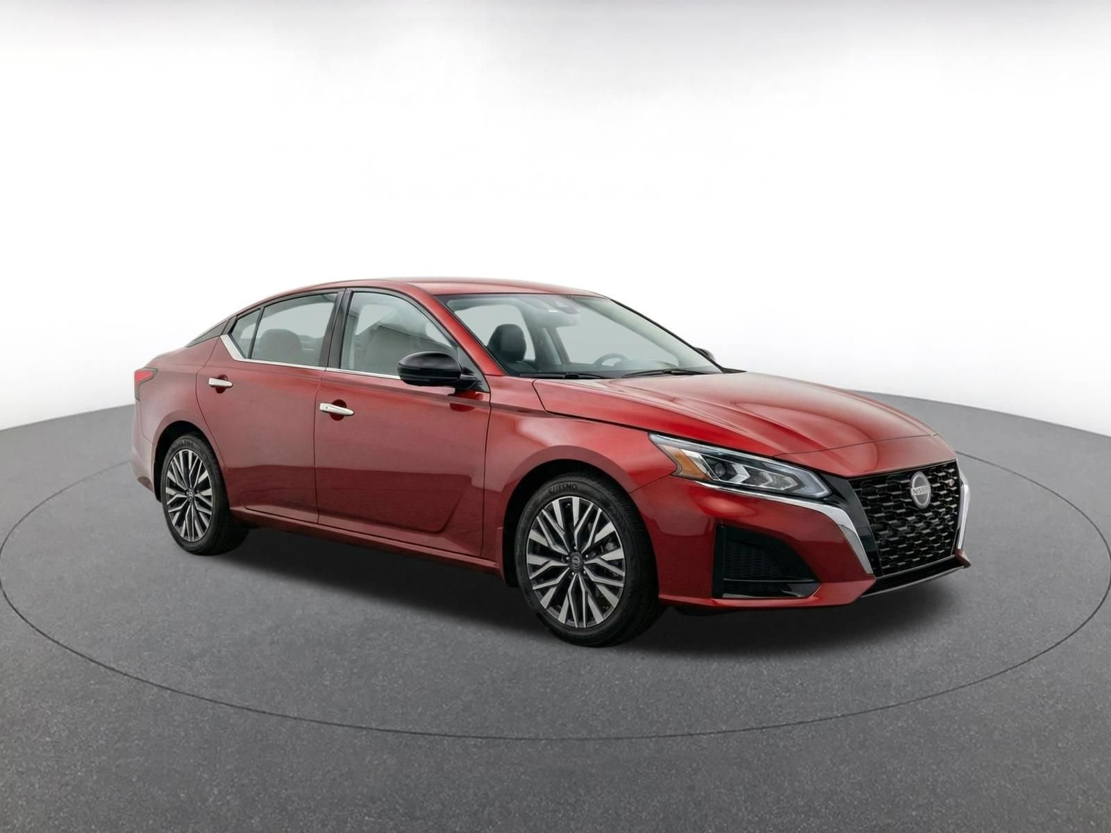 Used 2025 Nissan Altima 2.5 SV FWD image 5