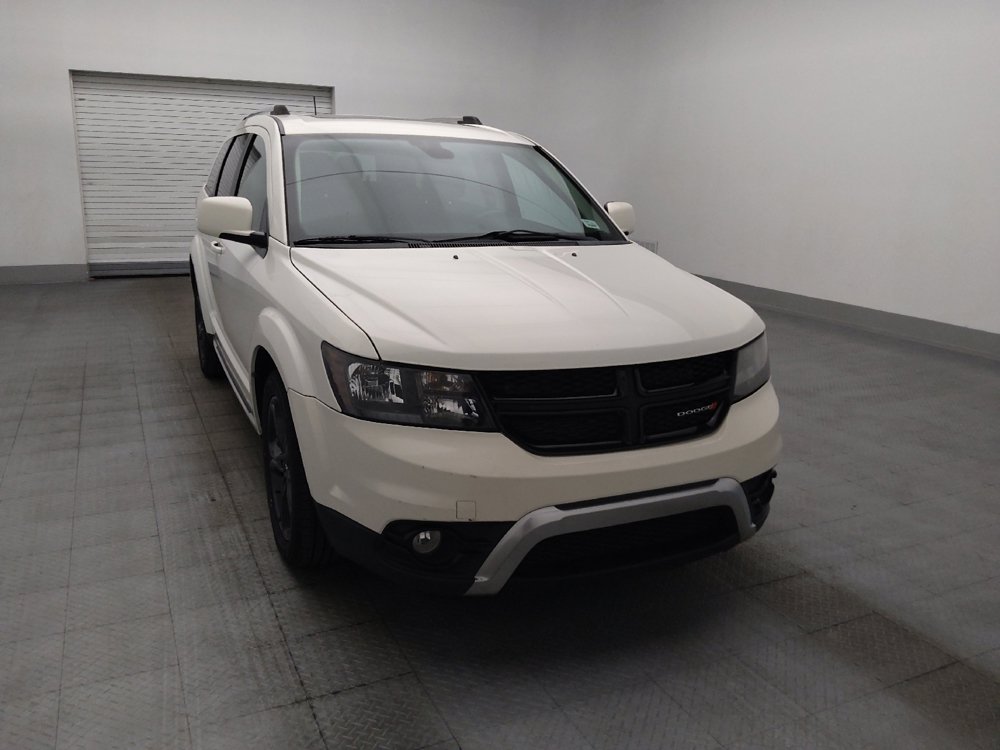 Used 2018 Dodge Journey Crossroad w/ Nav & Sun Group FWD image 14