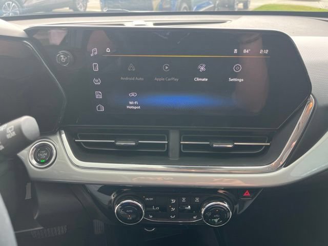 Used 2025 Chevrolet Trax LT w/ Driver Confidence Package FWD image 22