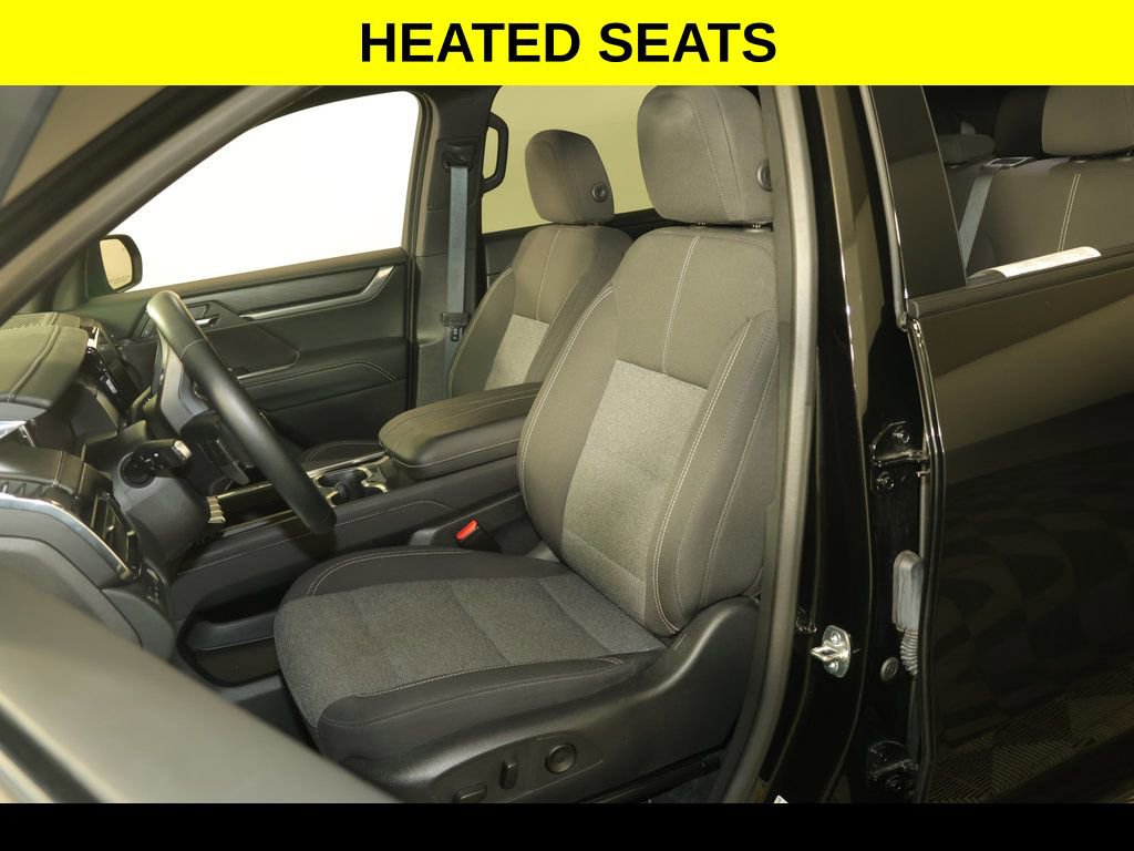 Used 2025 GMC Acadia Elevation image 3