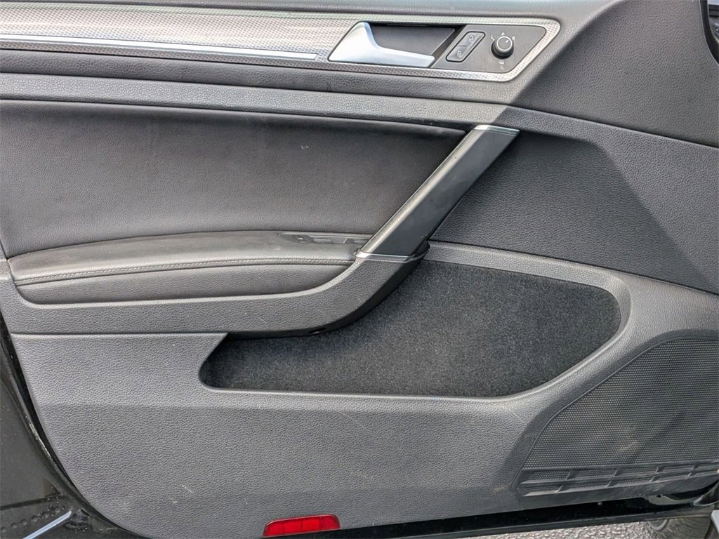 Used 2017 Volkswagen Golf Alltrack SE image 14