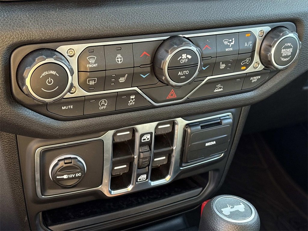 New 2025 Jeep Wrangler Sport S image 32