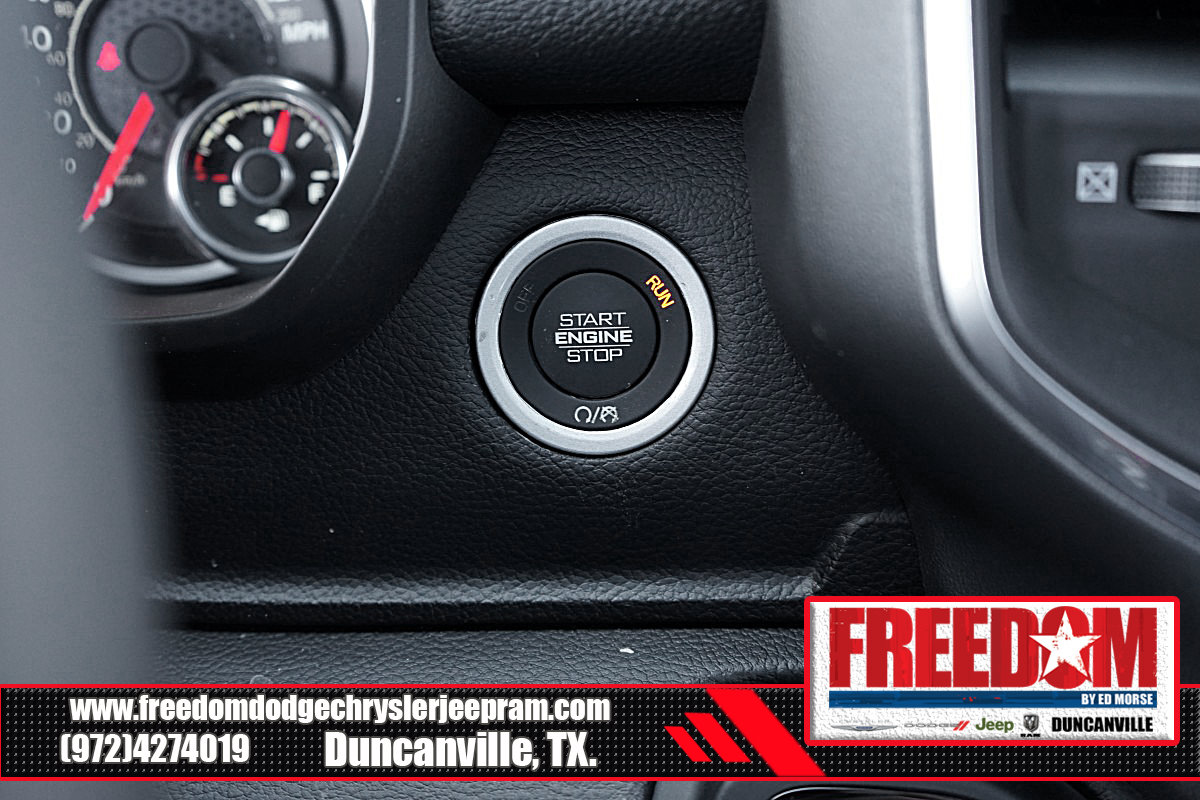 New 2025 RAM 1500 Laramie w/ Laramie Southwest Edition AWD/4WD image 32