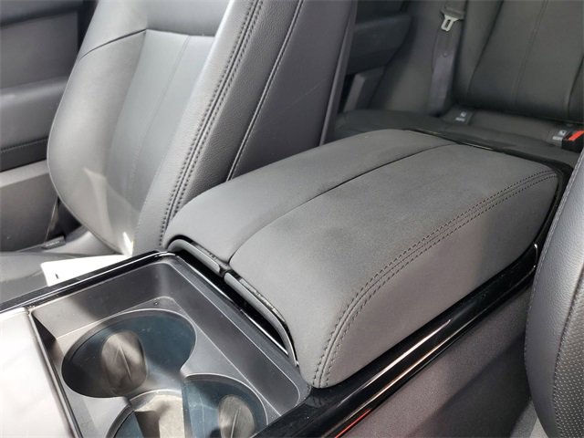 Used 2025 Land Rover Range Rover Velar Dynamic SE image 28