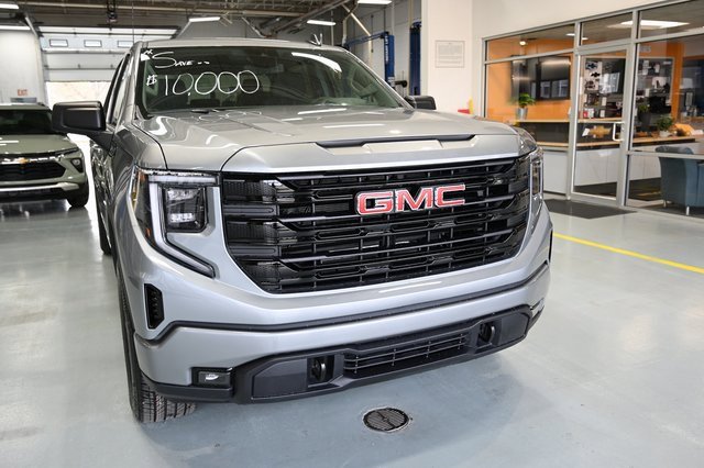New 2026 GMC Sierra 1500 Elevation image 3