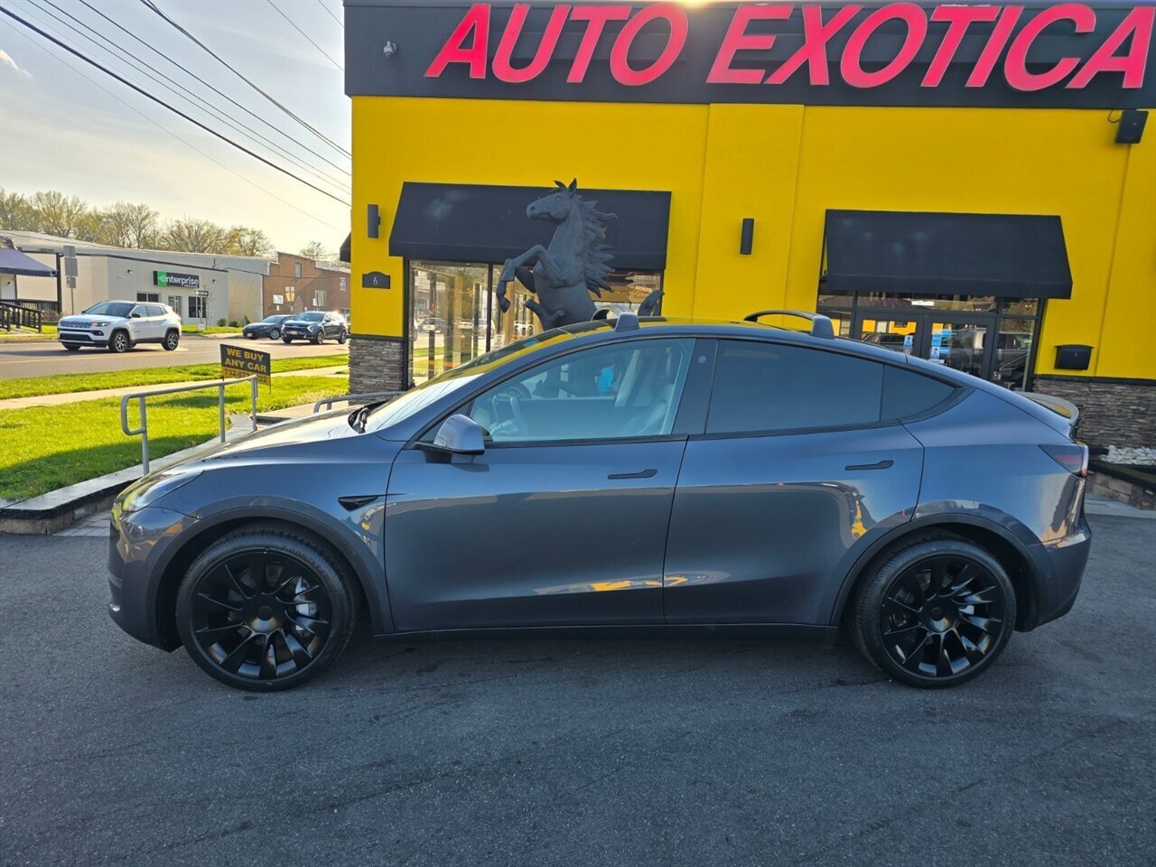 Used 2021 Tesla Model Y Long Range image 21