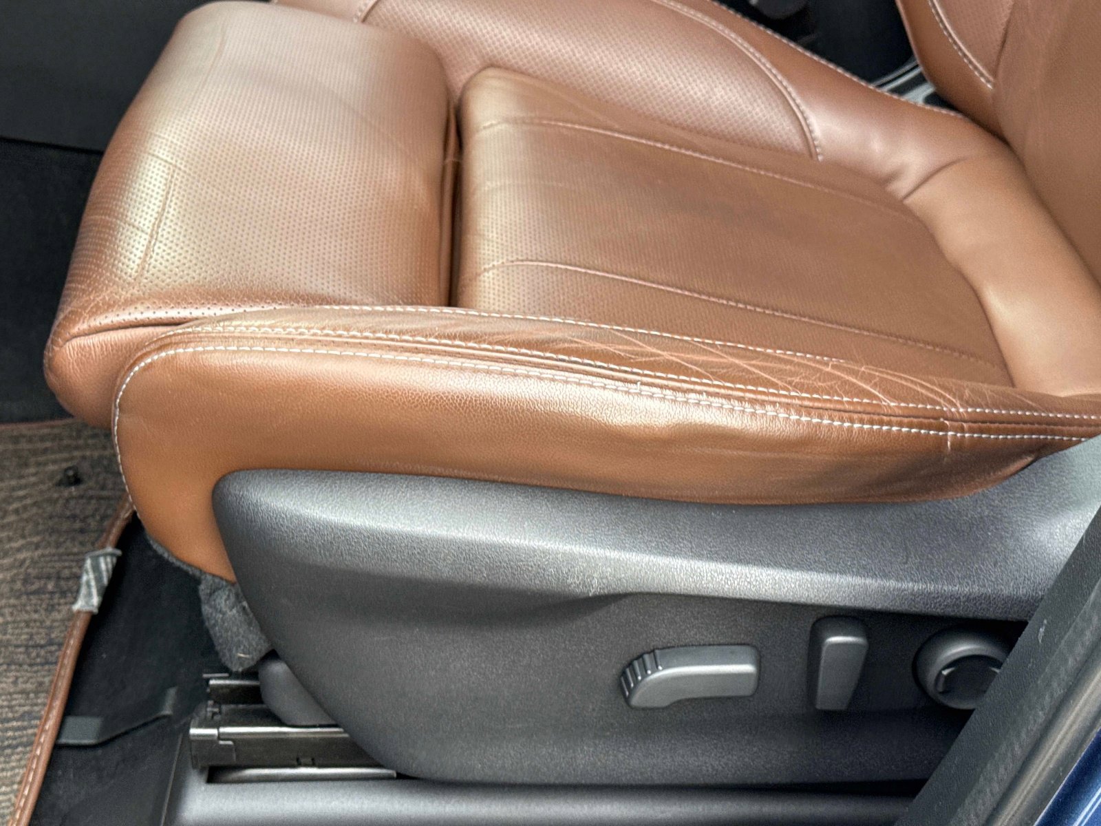 Used 2020 Subaru Ascent Touring image 22