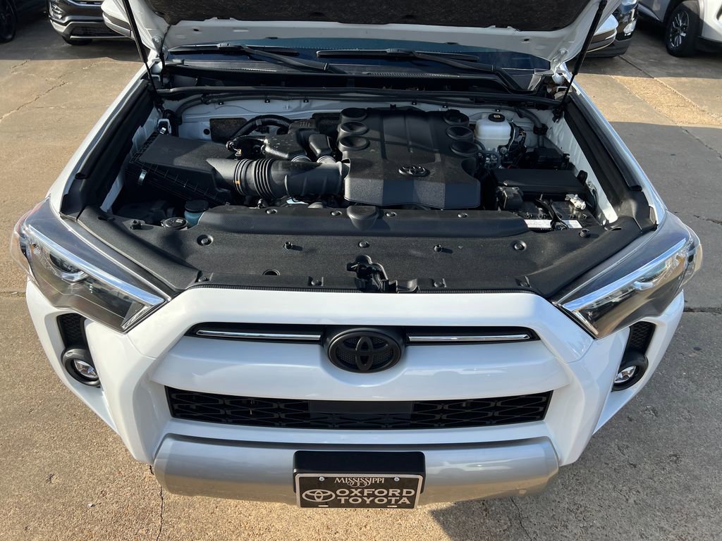 Used 2024 Toyota 4Runner TRD Off-Road Premium w/ Moonroof Package AWD/4WD image 18