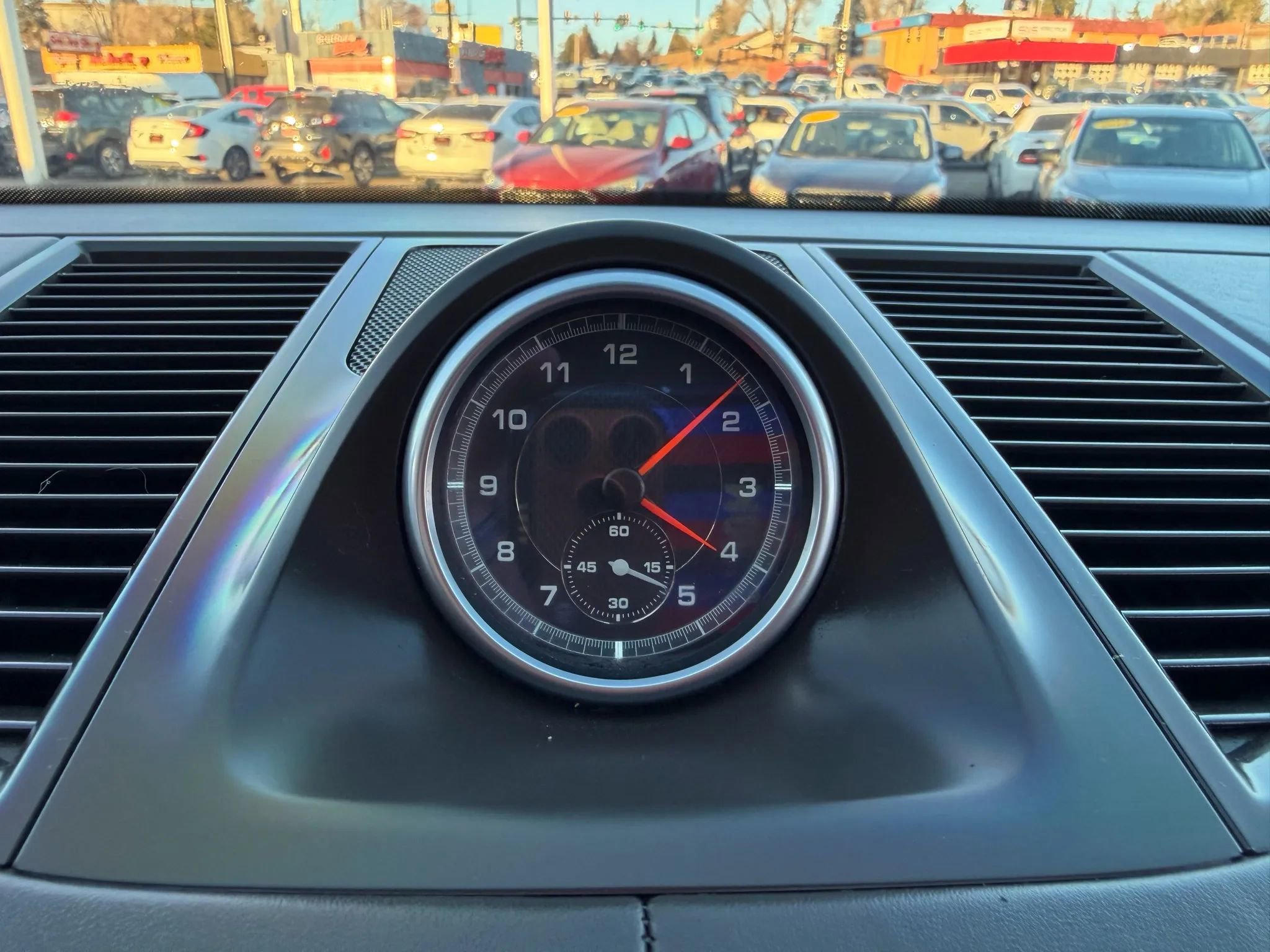 Used 2018 Porsche Macan Sport Edition image 36