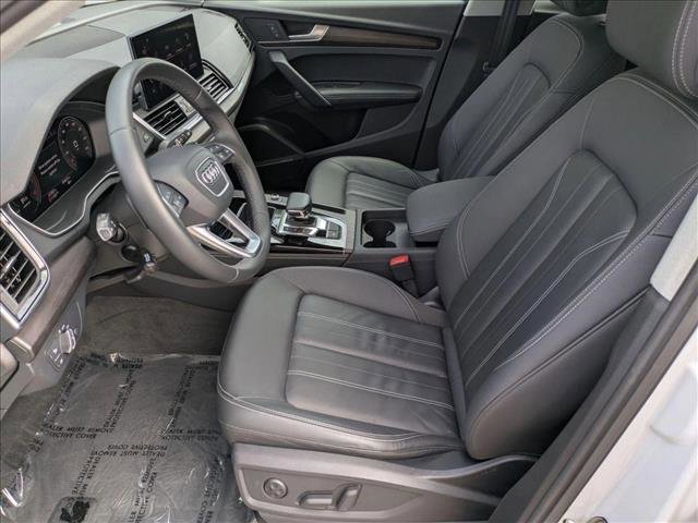 Used 2023 Audi Q5 2.0T Premium Plus w/ Premium Plus Package image 16