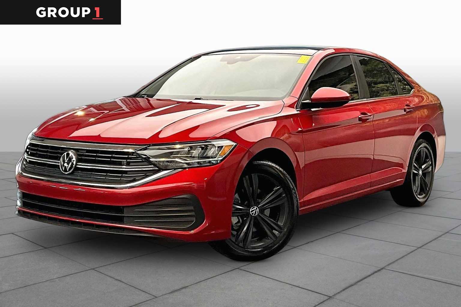 Used 2022 Volkswagen Jetta SE w/ Panoramic Sunroof Package