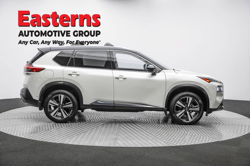 Used 2023 Nissan Rogue SL w/ SL Premium Package AWD/4WD image 4