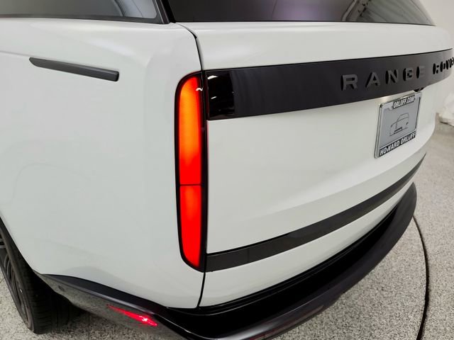 New 2026 Land Rover Range Rover Long Wheelbase SE AWD/4WD image 31