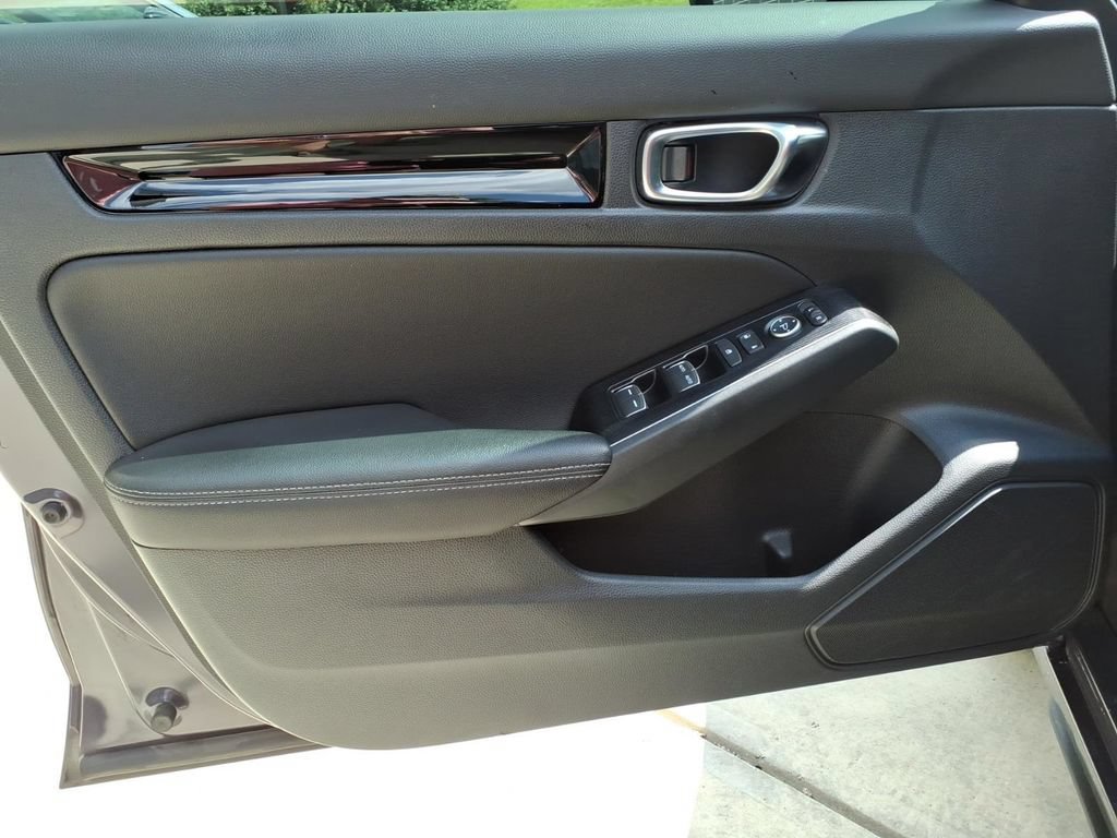 Used 2024 Honda Civic Sport Touring image 10