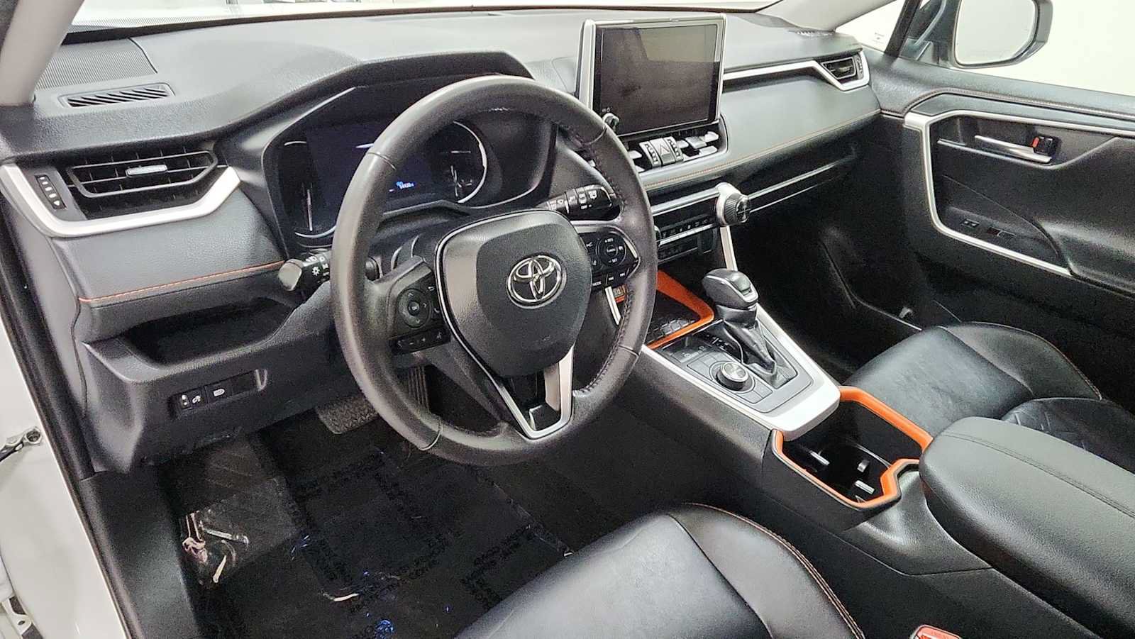 Used 2024 Toyota RAV4 Adventure AWD/4WD image 12