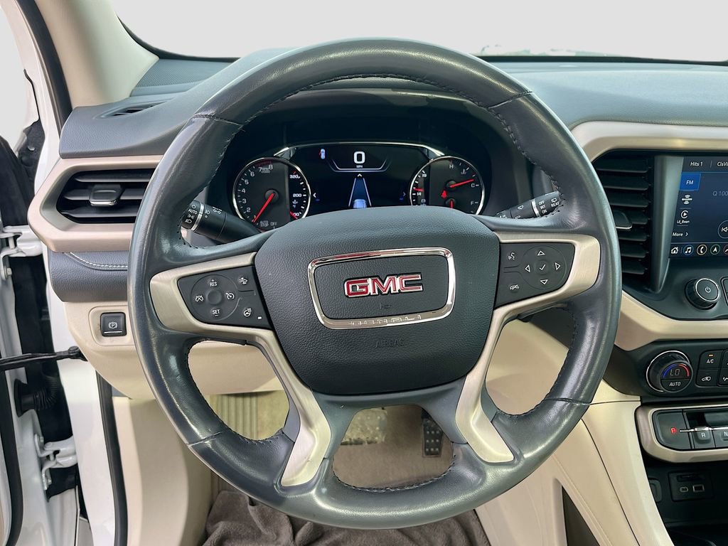 Used 2022 GMC Acadia Denali w/ Denali Ultimate Package AWD/4WD image 11