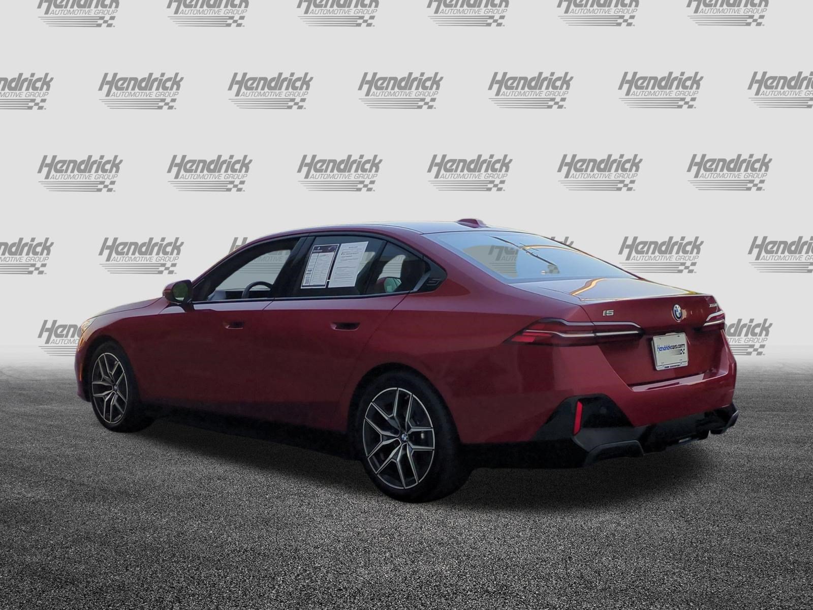 Used 2026 BMW i5 eDrive40 AWD/4WD image 8
