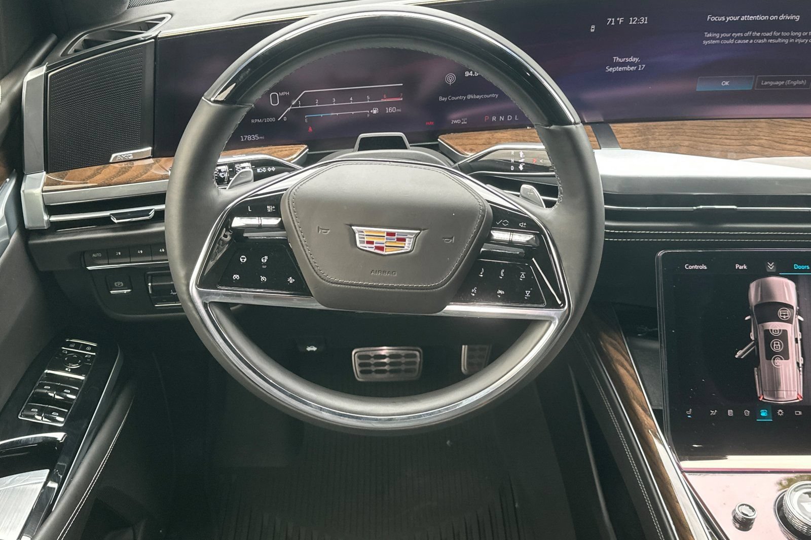 Certified 2025 Cadillac Escalade ESV Sport Platinum w/ LPO, ONYX Package AWD/4WD image 15