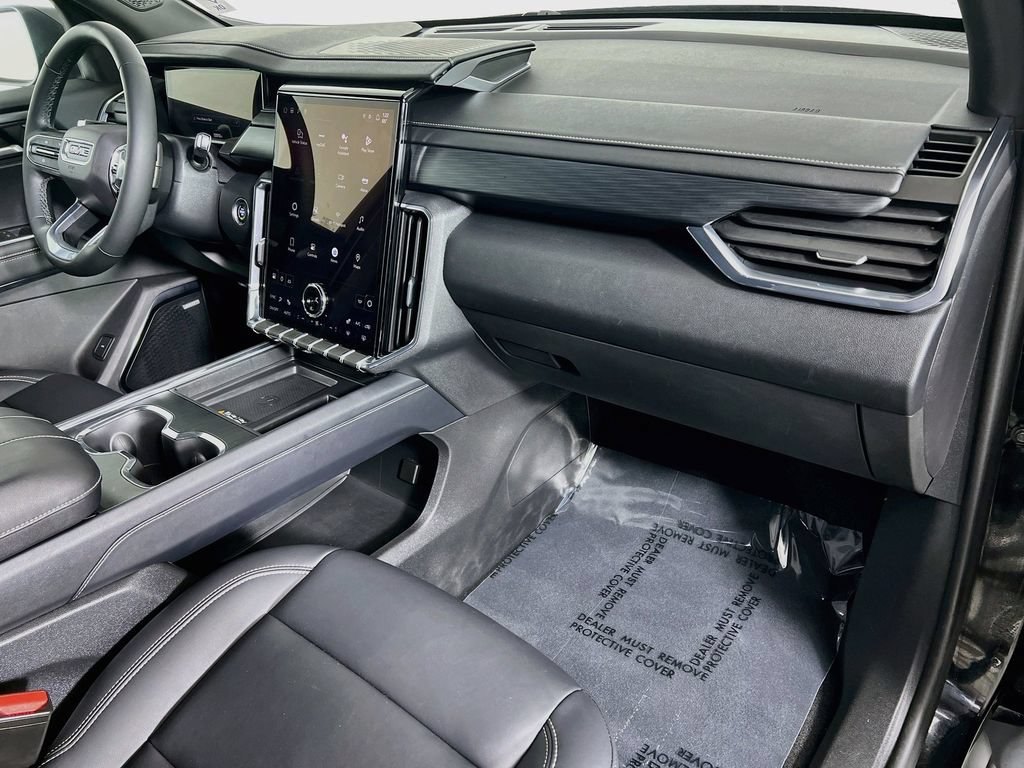 Used 2024 GMC Acadia Elevation AWD/4WD image 31