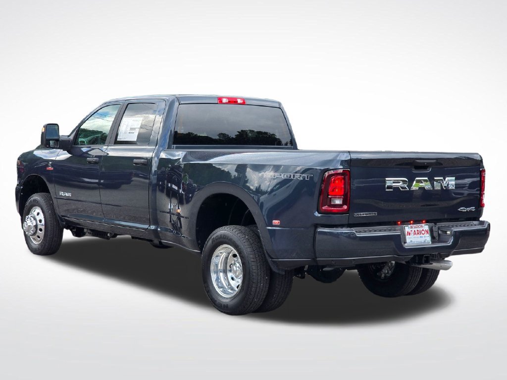 New 2026 RAM 3500 Big Horn AWD/4WD image 17